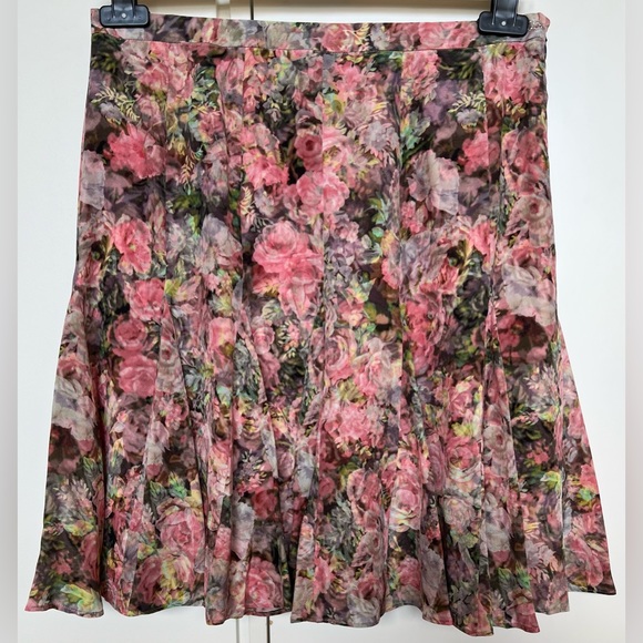 Escada Dresses & Skirts - 💎🌷ESCADA🌷SKIRT 🌷💎 🌷HOST PICK 🌷💎